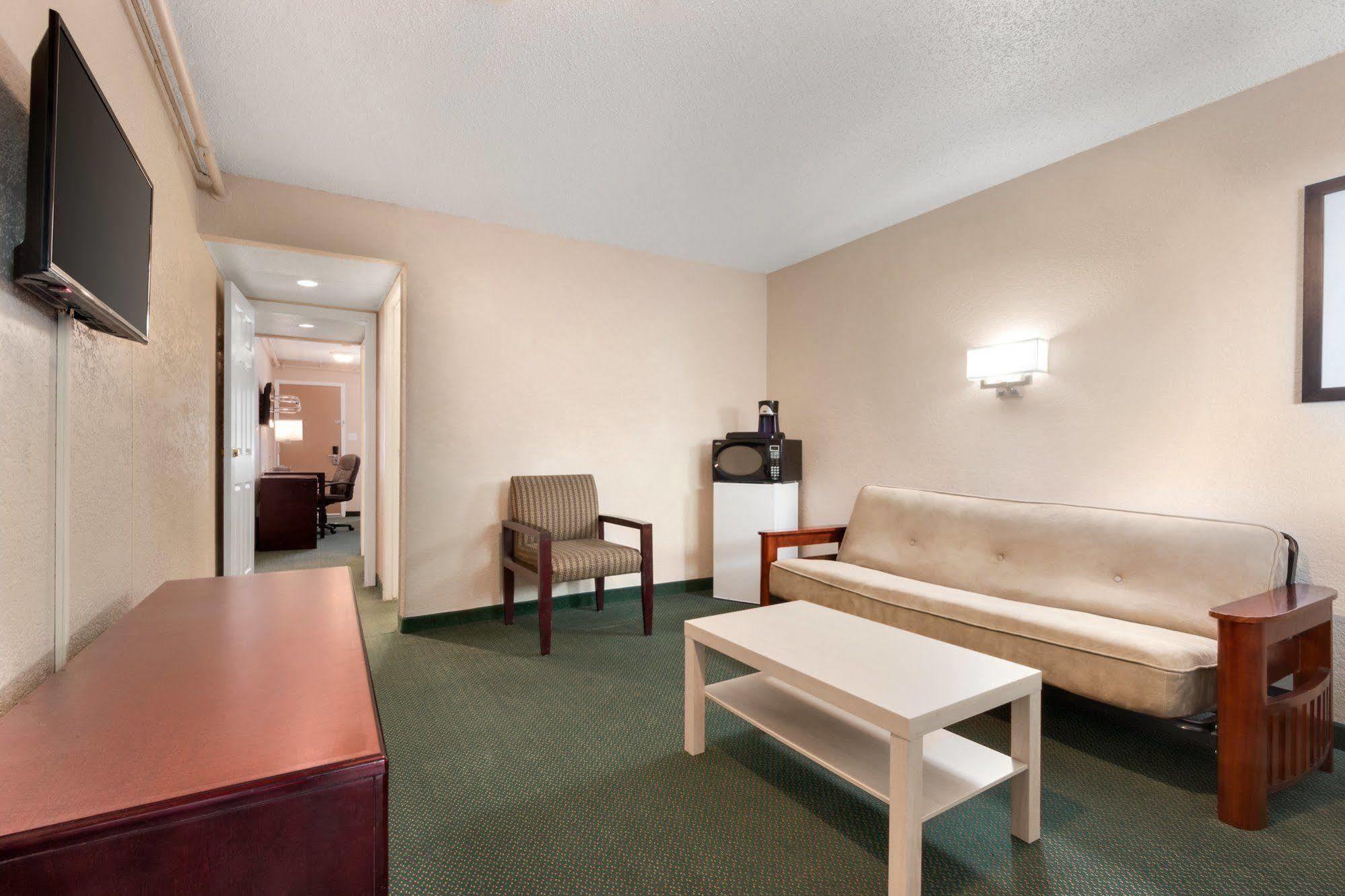 Days Inn By Wyndham Lethbridge Luaran gambar